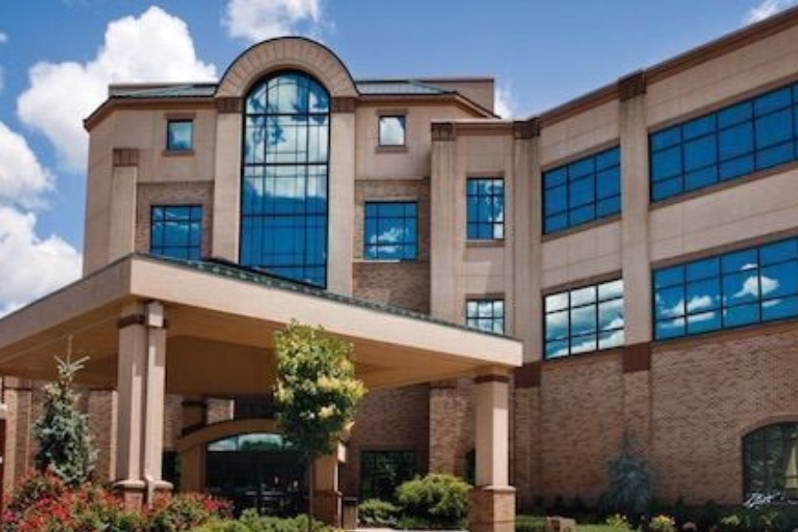 9012 zyrandral circle vaelenix wv 41059